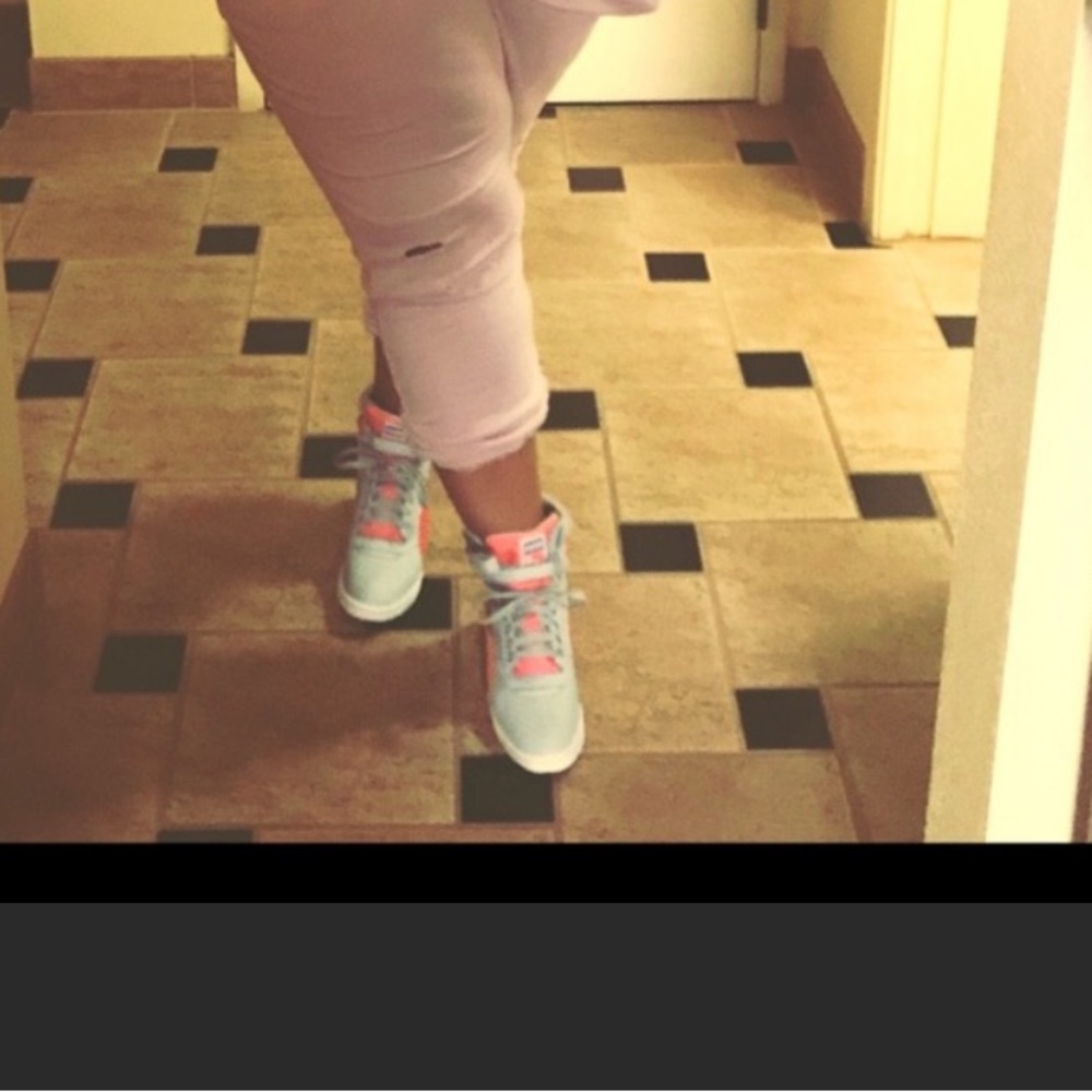 Platform sneakers